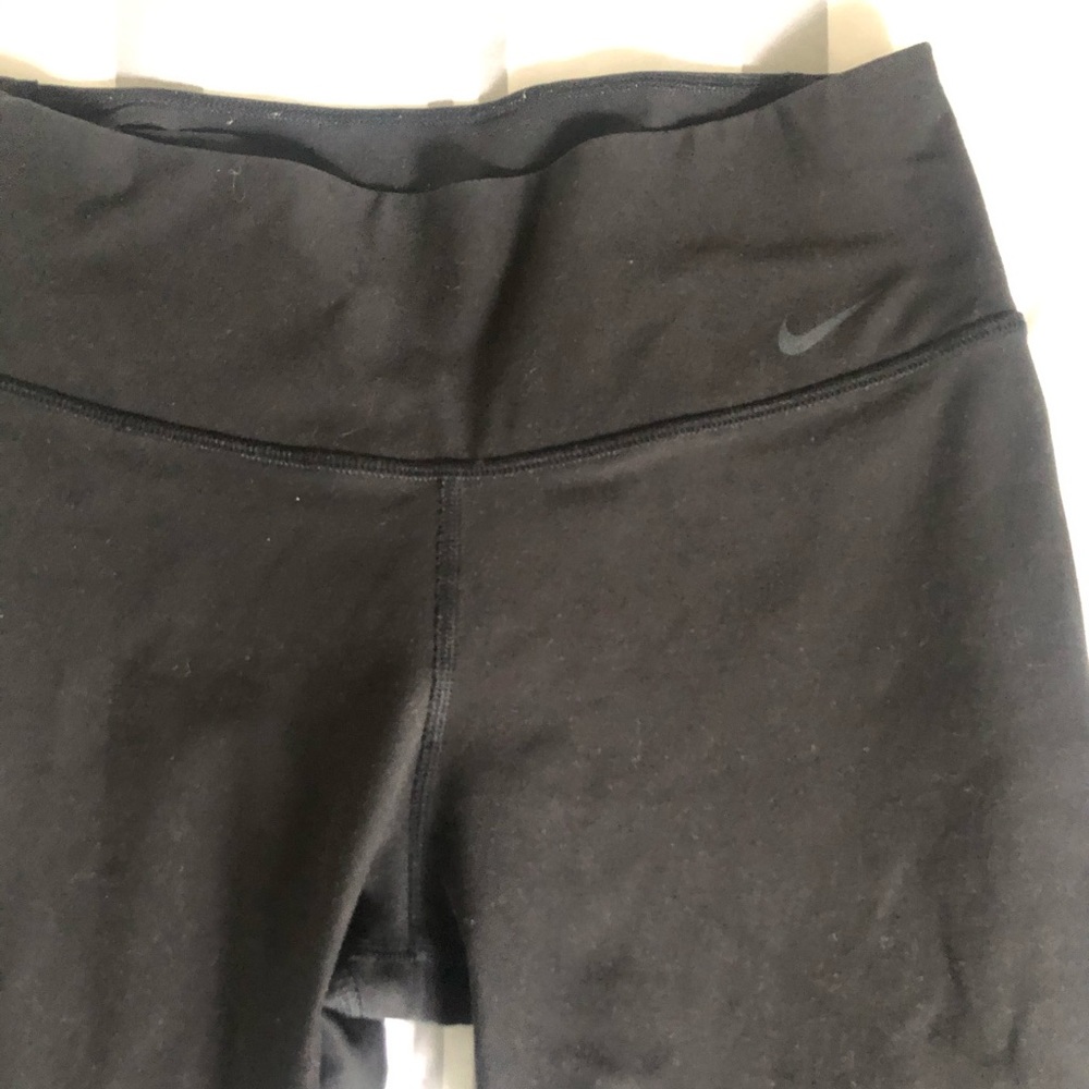 Cropped Nike Workout Pants